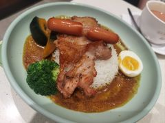 流心蛋鸡扒肠仔咖喱伴饭-和平馆·地道港澳茶餐厅(西门口店)