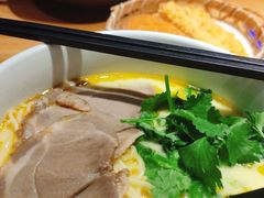 草本猪骨汤雪花肉面-和府捞面(壹方天地店)