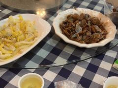 -钱大妈海鲜饭店(保利林语店)