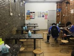 -香港风味小吃店(中英街店)