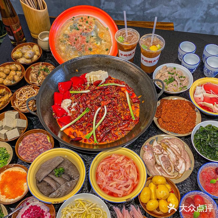 成都｜社区楼下老重庆火锅‼️手工苕皮巨好吃
