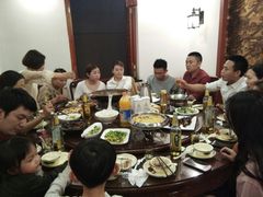 -乡土黄·鲜牛肉火锅·小龙虾(兴业街店)