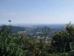 -鬼笑石后山停车场