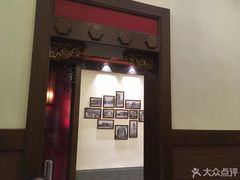 -梅龙镇酒家(南京西路总店)