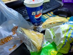 吐司培根三明治-佛卡恰(莲花路店)