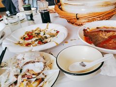 -天乐农家鱼头王(天目湖店)