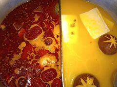 -湊湊火锅·茶憩(打浦桥日月光店)