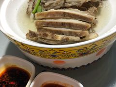 草原精品手扒肉-蒙古大营·蒙古演绎餐厅(赛马场店)