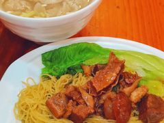 驰名牛腩捞面-第一面(东湖西路店)