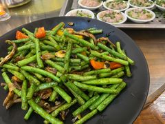 山坑鱼仔炒豆角-水乡人家