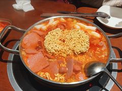 杨平部队锅-양평식당·杨平食堂(华贸店)