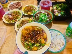 -拈签一笑黄牛肉辣卤串串