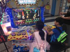-反斗乐园π·电玩·高空拓展·蹦床(龙华天虹店)