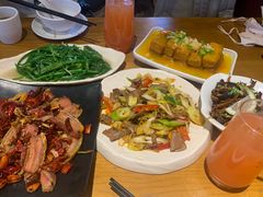 -隔壁老王·家常云南菜(花巷店)