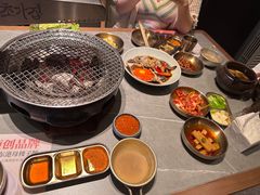 -草家酱蟹炭火烤肉店(珲春南路一店)
