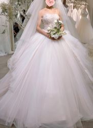 -艾米丽婚纱礼服