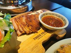 碳烤猪颈肉-大头虾越式风味餐厅(光明广场店)