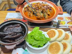 -龚兴城鱼羊吉·小亮蒸虾·武汉地标美食(苗栗路店)