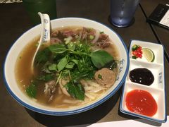 越南火车头汤河粉-美奈小馆·越南料理(中航城君尚购物中心店)