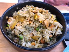 酸菜鸡肉饭-菲滋意式餐厅(金华银泰城店)