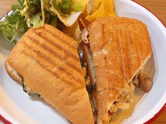 -HELLO 27 意面·沙拉·帕尼尼