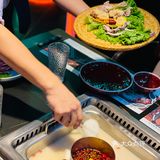 怎么知道我都爱！终于等到猪肚鸡和成都火锅拼锅咯