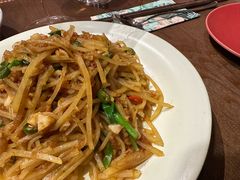 油渣土豆丝-肆海小川菜酒馆Wine Bistro (青年路店)