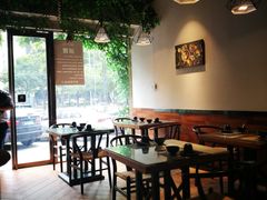 大堂-潮十三潮汕砂锅粥(高新四路大都荟店)