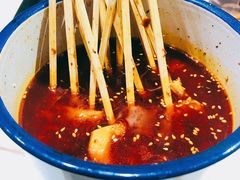 茶缸肚-四季烟火烧烤酒场