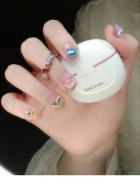 -情同手足美甲美睫