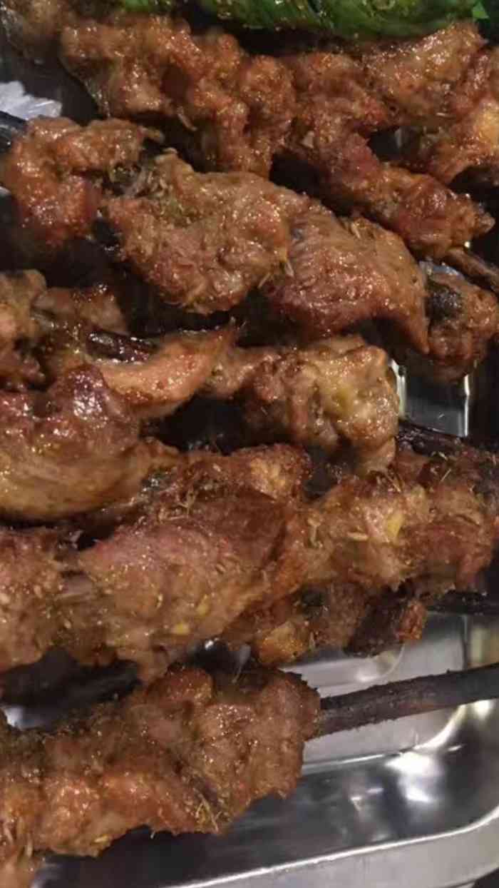 十五经路烧烤-"这家串店在十五经路菜市场最里面,比较好找.