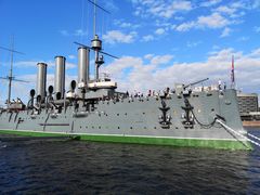 -阿芙乐尔号巡洋舰