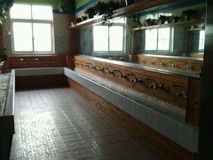 -上海市民办金苹果学校