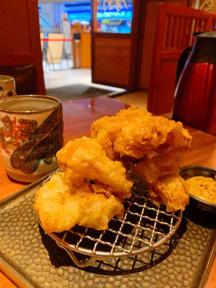 摩打食堂(江南西店"一直食开天河 珠影嘅摩打,落今日落大雨居.