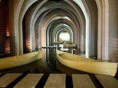 -涨巢·潮玩水疗局