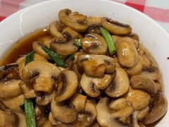 -洪霞餐馆·川菜·鲜货现炒(两江春城店)