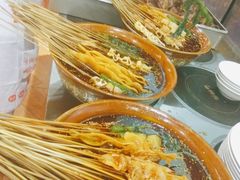 钵钵鸡-青石桥老瓦房肥肠粉总店(青石桥总店)