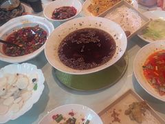 -临界音乐酒馆·小龙虾·江湖菜(华熙LIVE·鱼洞店)