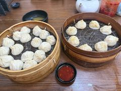 蟹粉小笼-万寿斋(山阴路店)
