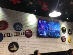 大堂-長壹旋转烤吧 农家鸡火锅