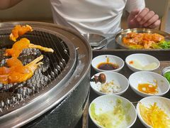 -围炉肉舍丹东海鲜烤肉·烤活鳗(步行街店)