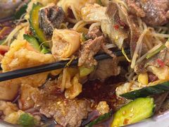 -周良天山牛杂城(天山路总店)