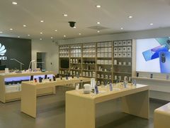 -华为授权体验店(万航渡路)