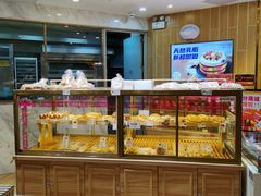 面包甜点陈列柜-BreadTalk面包新语·烘焙蛋糕(高德置地春广场店)