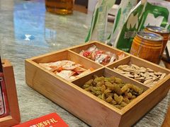 -俭寨大盘鸡·手抓肉·烧烤新疆菜(乌苏路店)