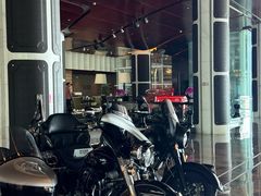 -苏州金鸡湖中茵皇冠假日酒店