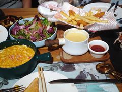 -麦甜创意轻食餐厅(西康路店)