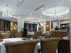 -老人和饭店(淮海中路店)