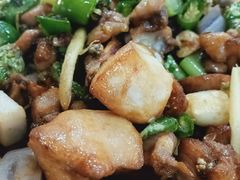 -饭饱香土碗菜(新科店)