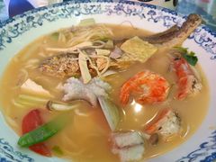 -霆记海鲜·只为这碗面(滨江店)